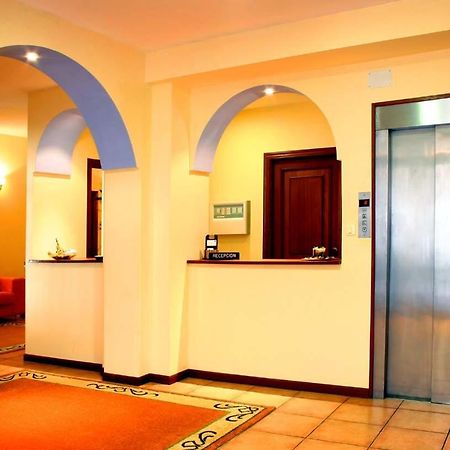 Hotel Las Vinas Артейсо Екстериор снимка