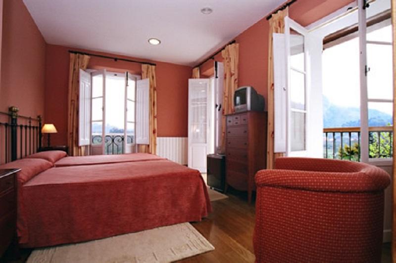 Hotel Las Vinas Артейсо Екстериор снимка